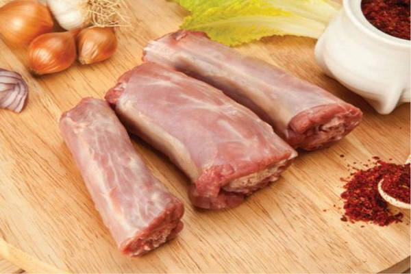 Hindi Boyun ile Et Suyu